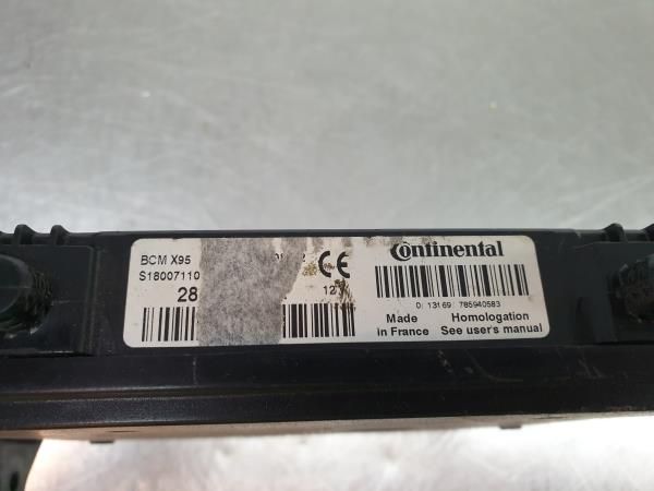 Módulo confort RENAULT Megane III (BZ0_)