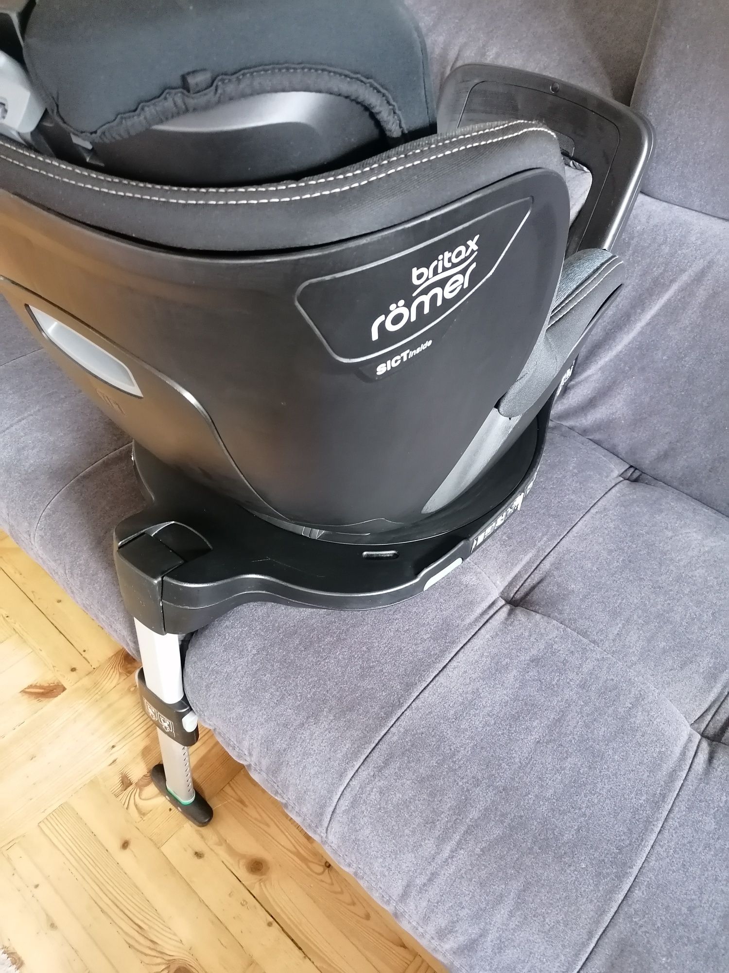 Britax Römer dualfix M I-SIZE fotelik samochodowy