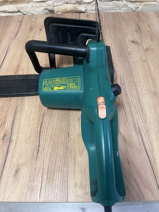 Piła łańcuchowa elektryczna Black&Decker