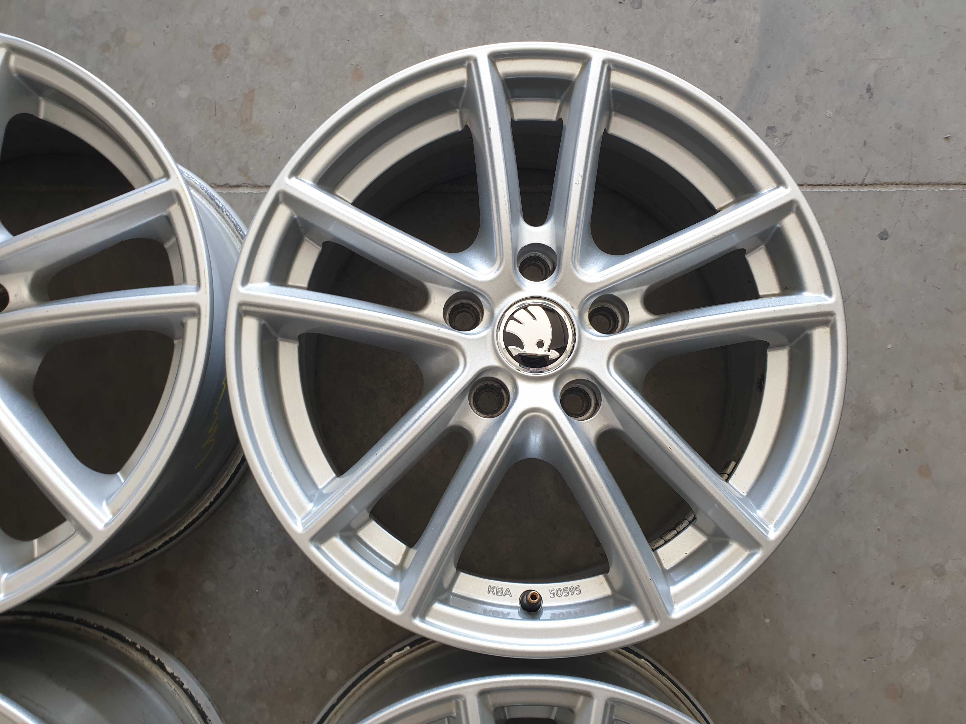 Alufelgi 16" Skoda Octavia II FL III IV VRS SuperB 5x112 Scout Karoq