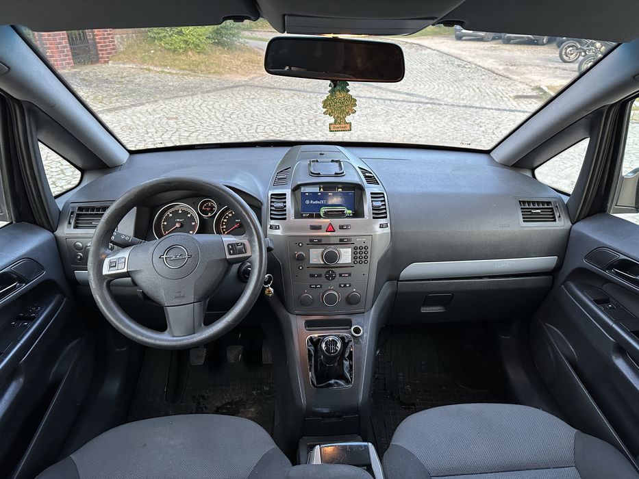 Opel Zafira 1.9 CDTI 120 km 2007r 6 biegów, 7 osobowa, zadbany stan