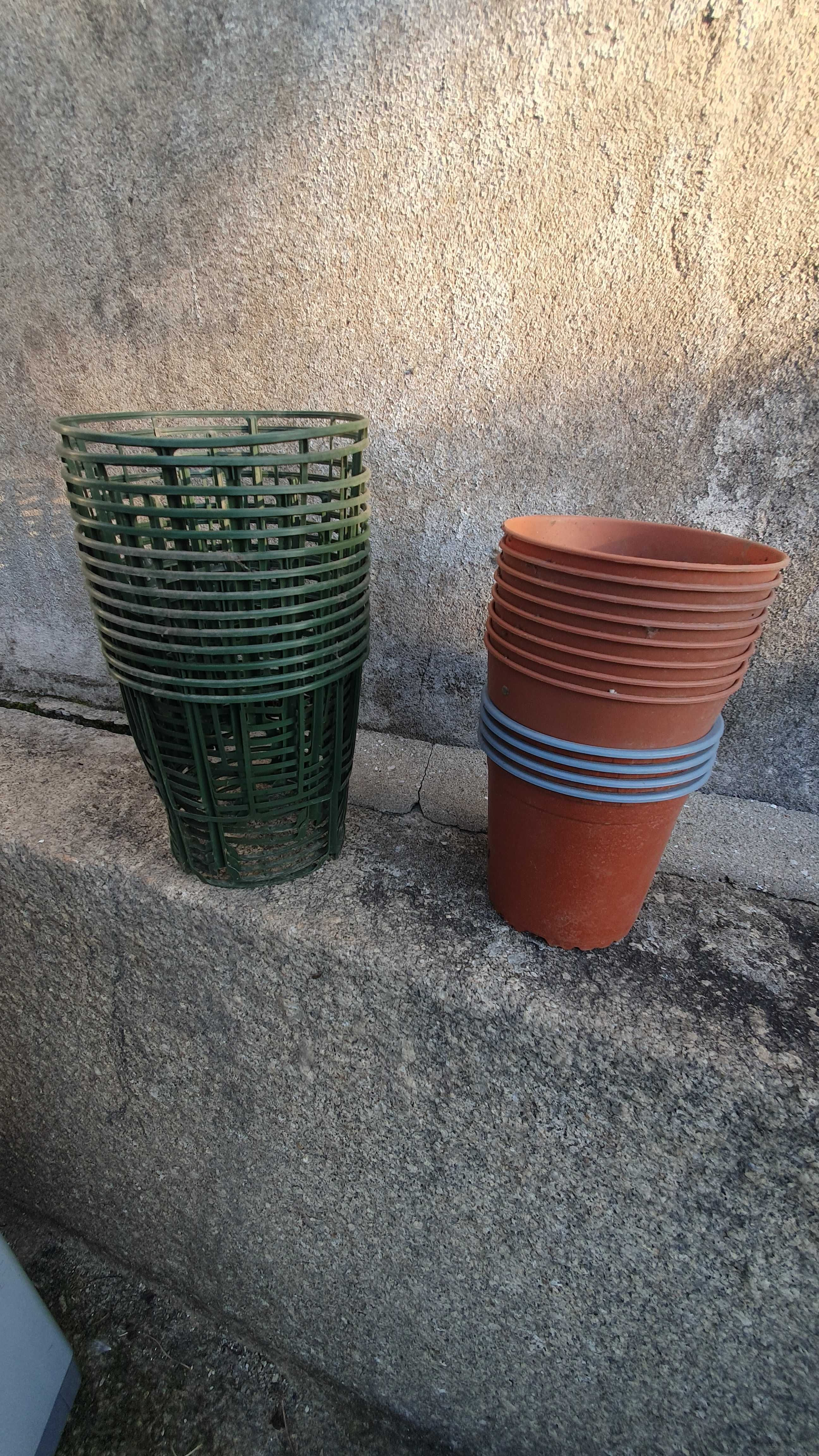 Vasos e suportes