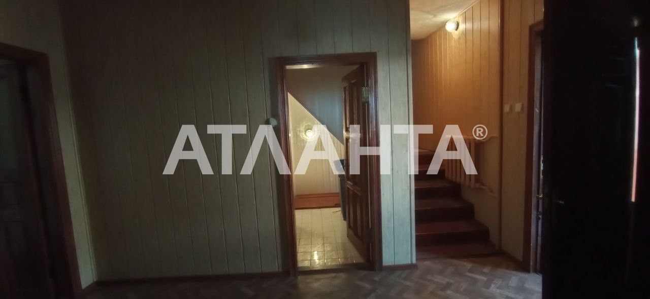 Добротный дом в Нати!