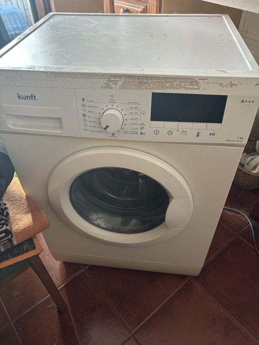 Frigorifico e maquina de lavar  roupa