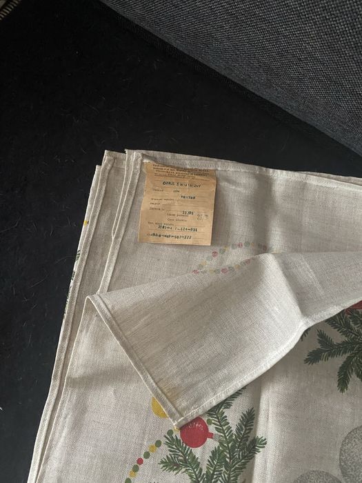 Nowy prostokatny  obrus