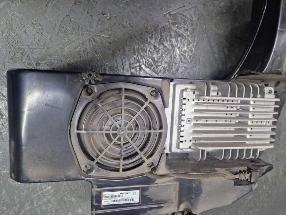 Subwoofer Bose Seat Exeo 3R0.035.382.A