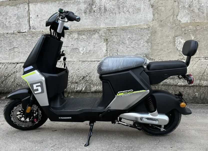 ТОП!Электроскутер Crosser мотор 1200W скоростной и выносливый\под все!