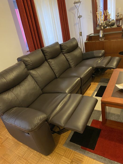 Sofa de pele castanho