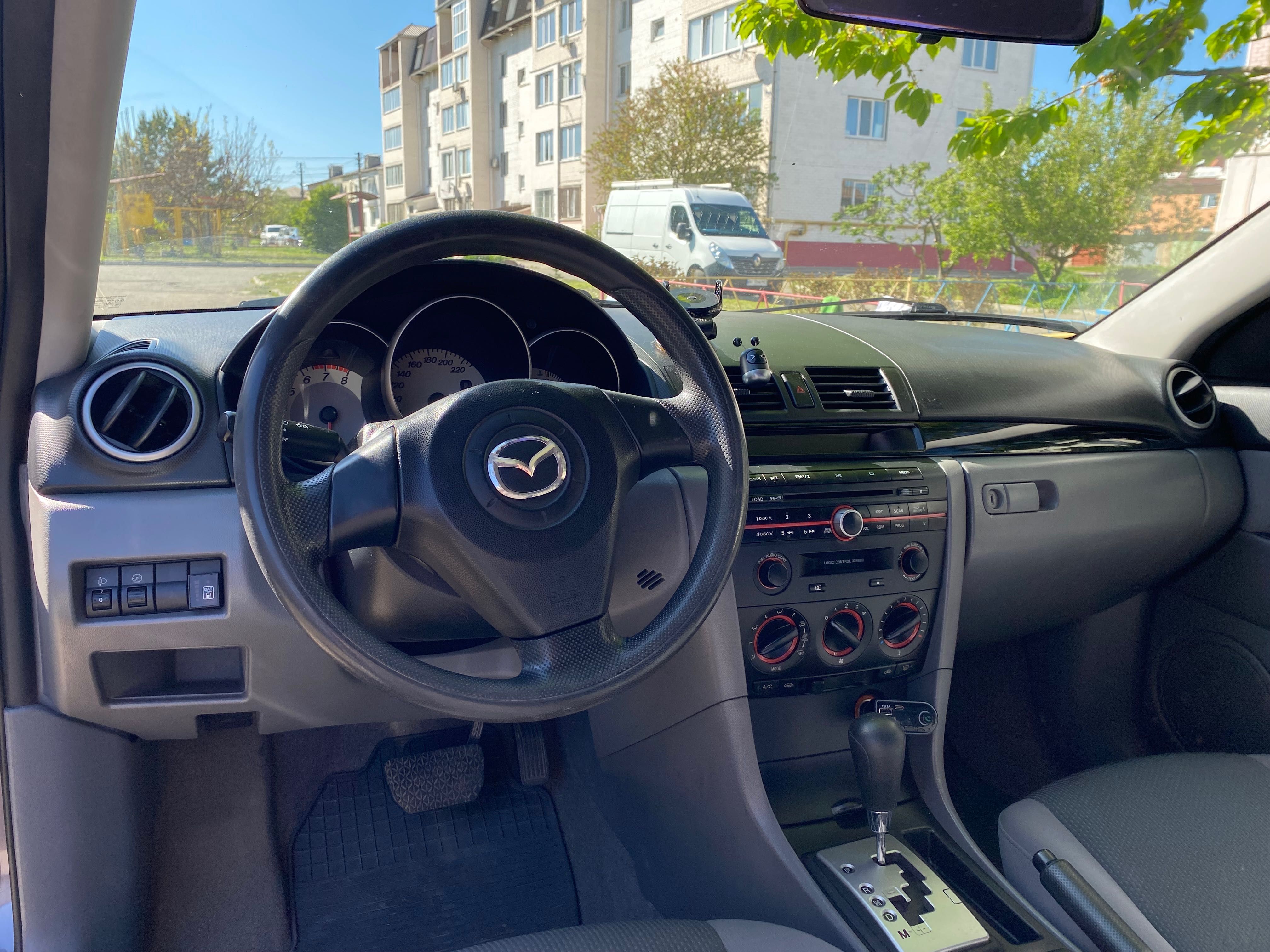 Продаю свою Mazda 3