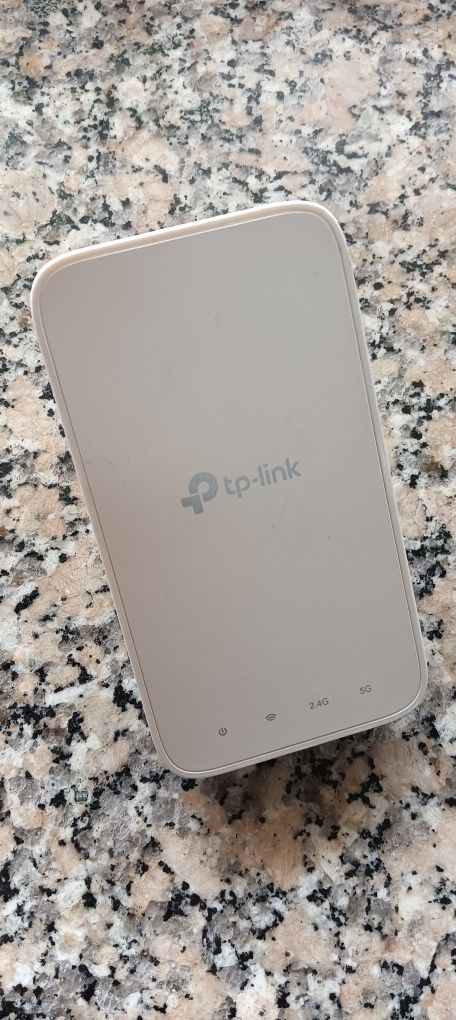 Mesh wi-fi extender