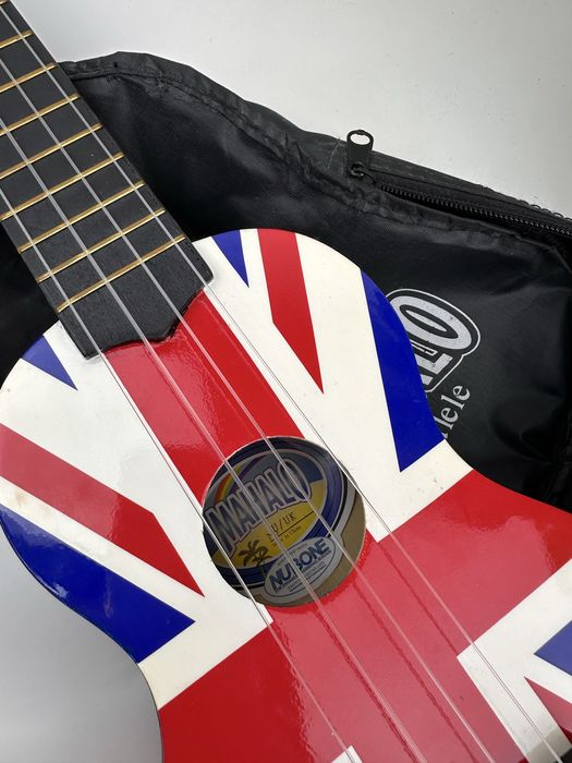 Укулеле Mahalo орігінал в чохлі