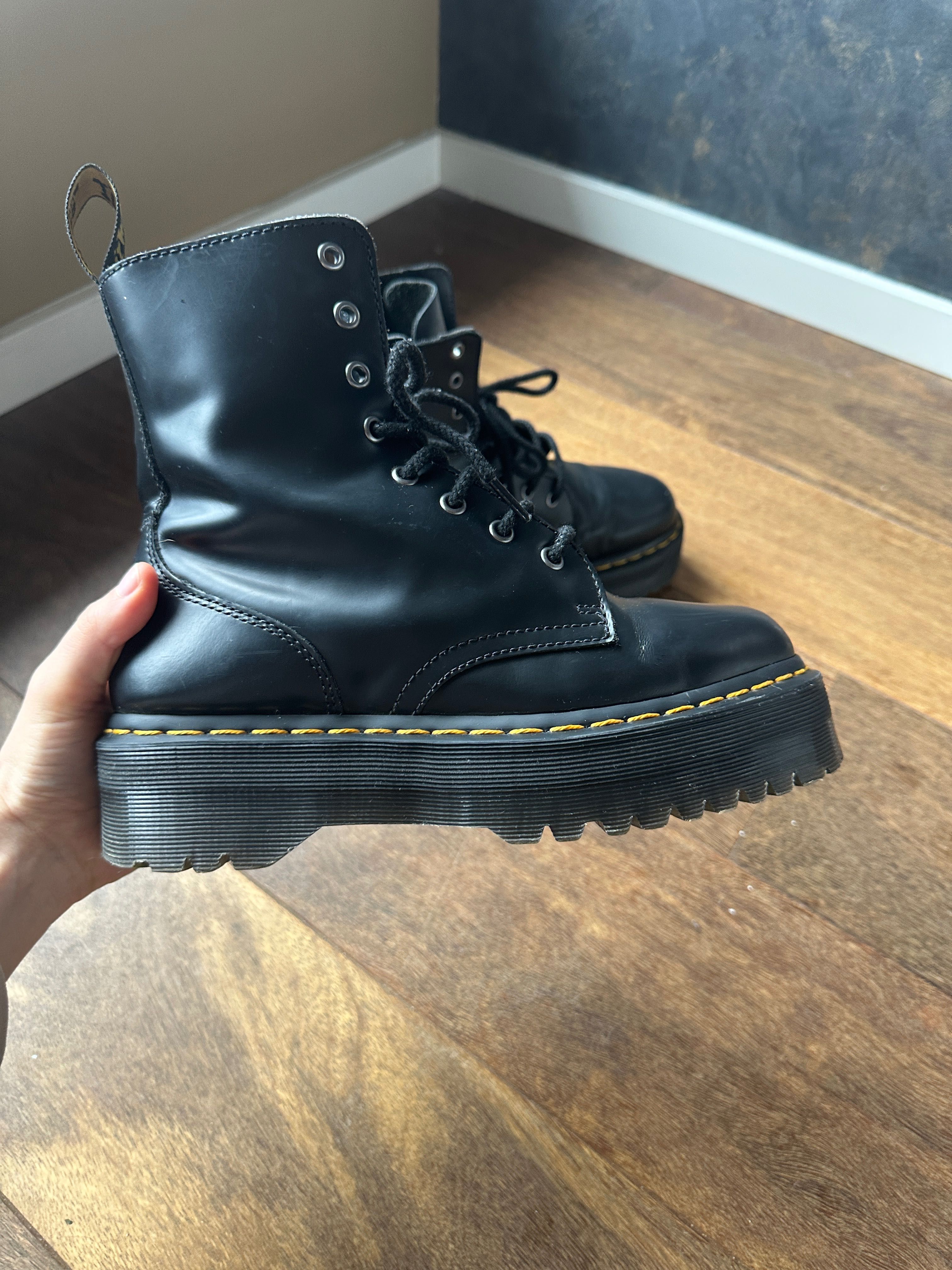 Botas Dr. Marten Jadon Smooth Leather Platform