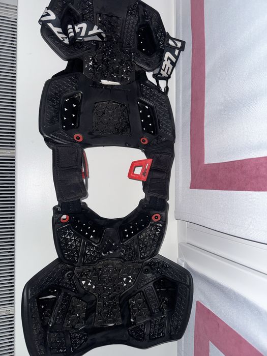 Захист тіла LEATT 3.5 PRO Chest Protector [Black],