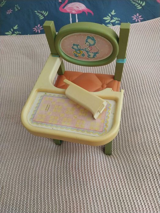 Cadeirinha para Bonecos