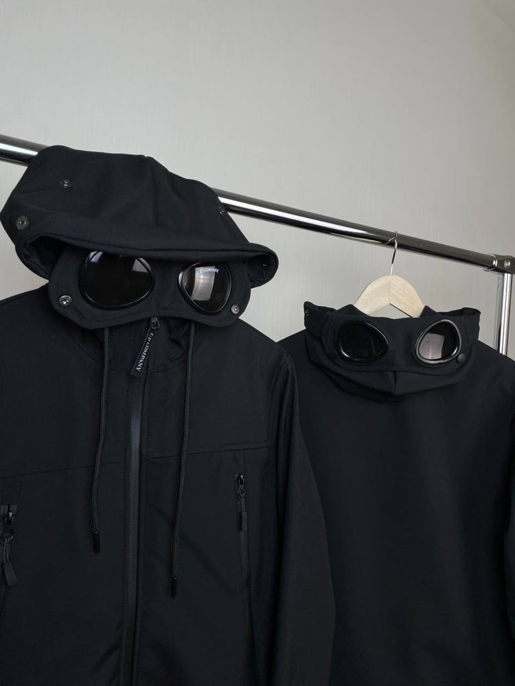 Куртка C.P. Company | Вітровка з лінзами сипи компани | Сіпі компані