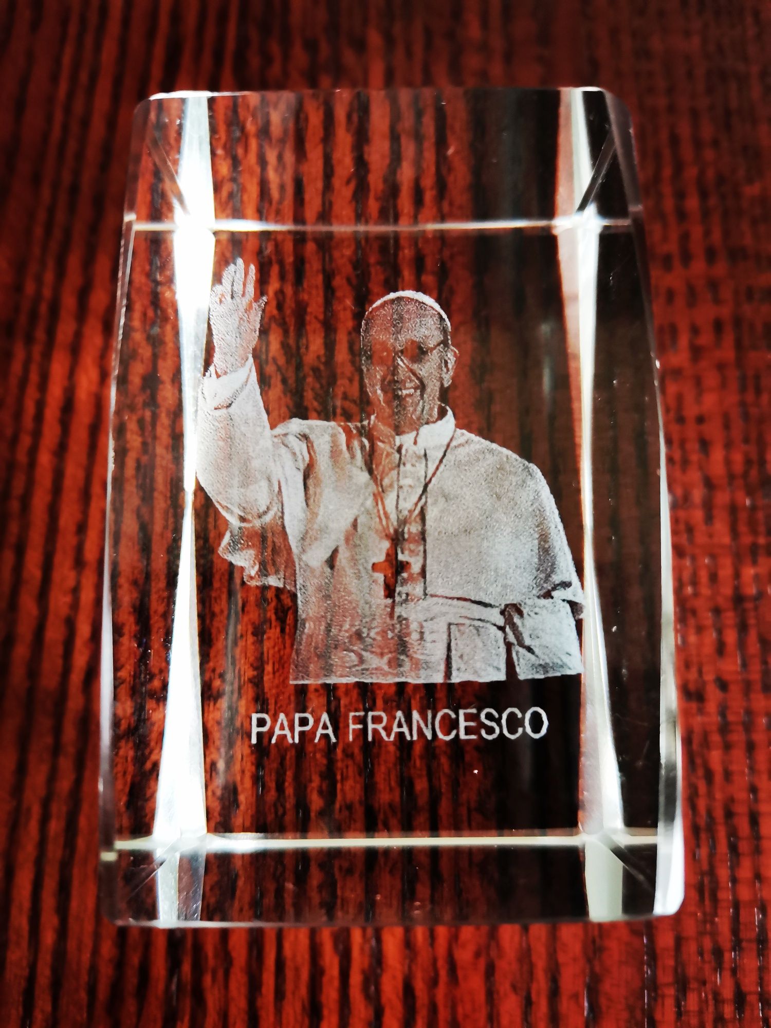 Kryształ z Papieżem 3D