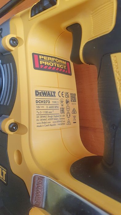 Młotowiertarka Dewalt DCH273 2x 5Ah, ładowarka. 2025. Nieużywany.