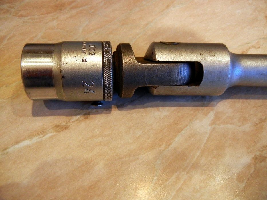 Вороток шарнирный 3/4" Gedore 3296 с головкой на "24"