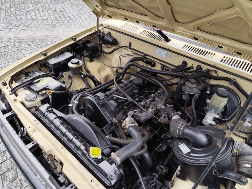 Toyota Hilux 2.4D 4x2 Direção Assistida