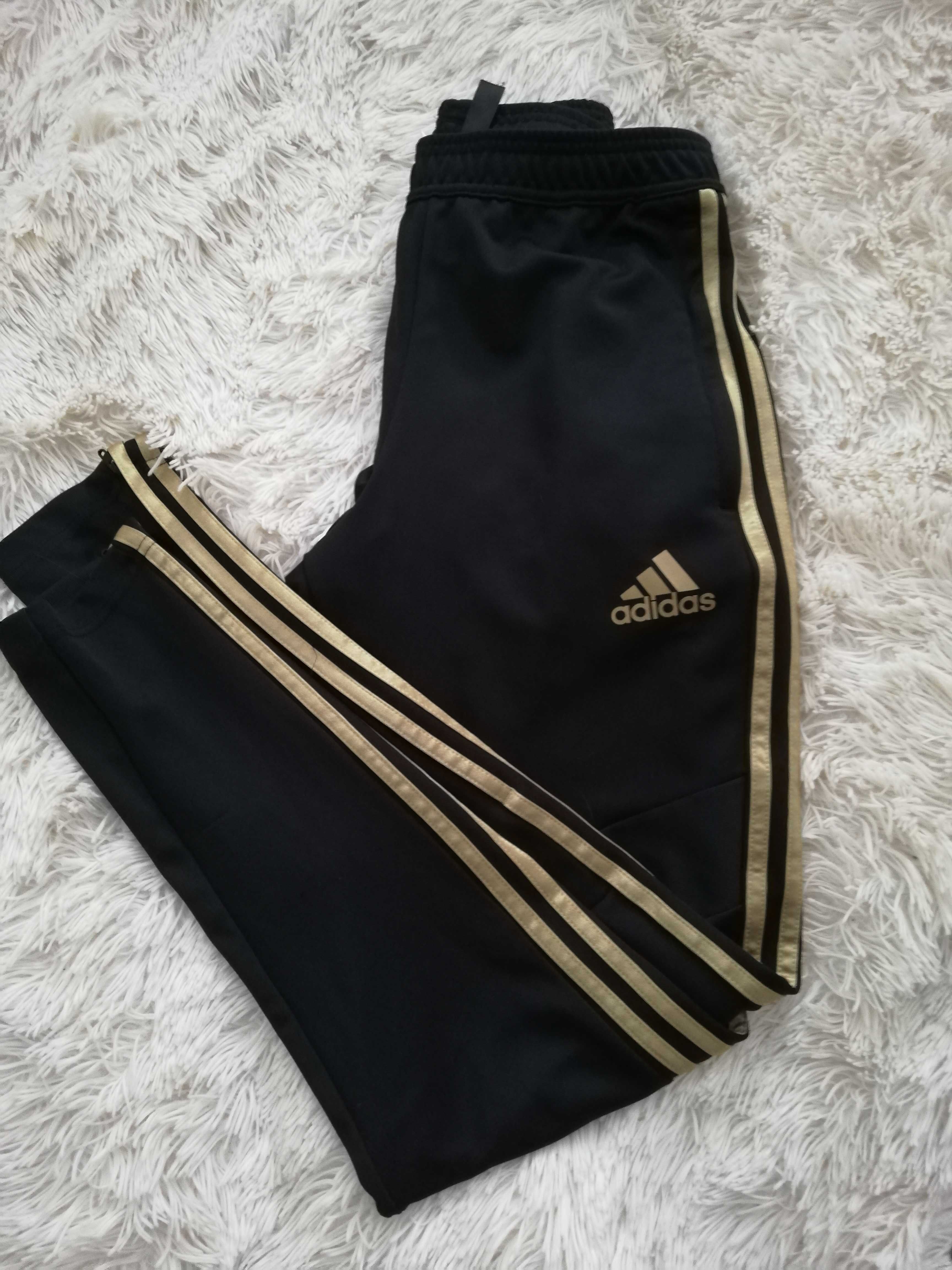 spodnie FC Real Madryt S 36 black gold spodnie adidas czarne s 36