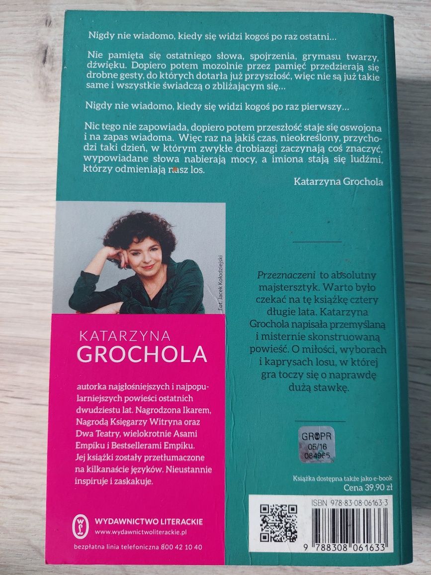 Ksiazka Przeznaczeni