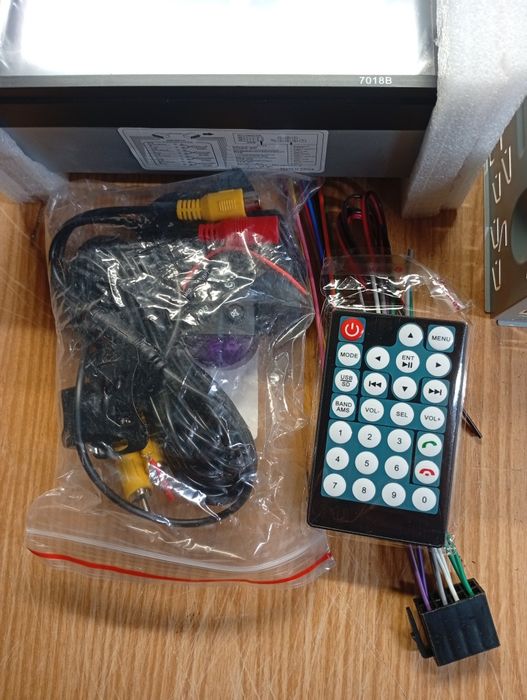 Автомагнітола нова