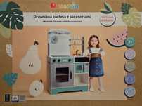 Kuchnia drewniana z akcesoriami