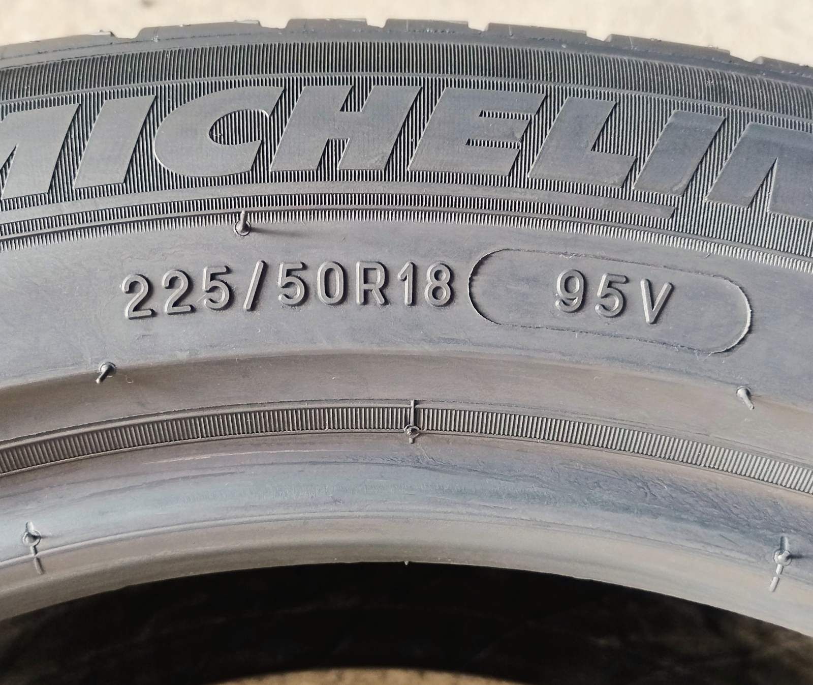Шини літні R18 225/50 Michelin Primacy 3