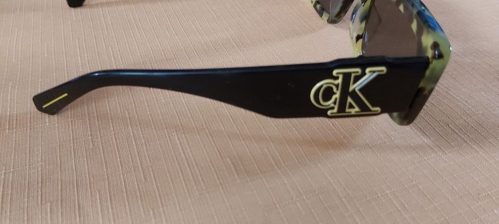 Calvin Klein Jeans CKJ 23609S okulary przeciwsłoneczne