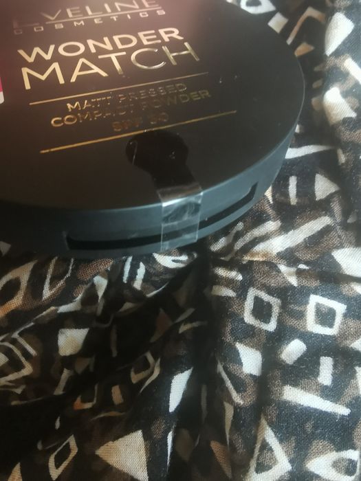Eveline Wonder Match Matt Pressed Powder puder prasowany 02 SPF30 nowy