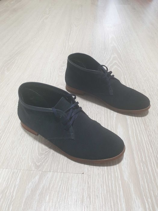 Взуття б/у за символічну плату