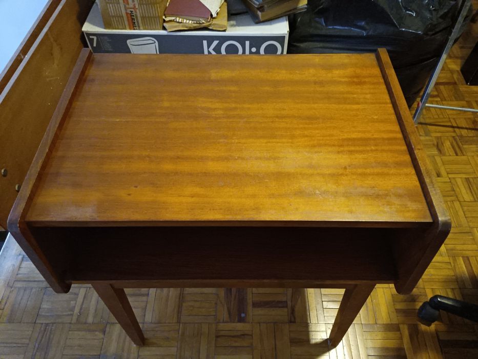 Stolik sekretarzyk PRL