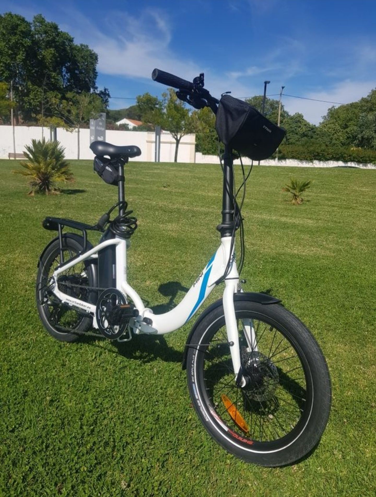 Bicicleta Eléctrica Urbanbiker e Wayscral