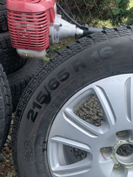 Alufelgi z oponami 215/65/16 audi