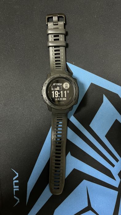 Годинник Garmin Istinct Standart Edition