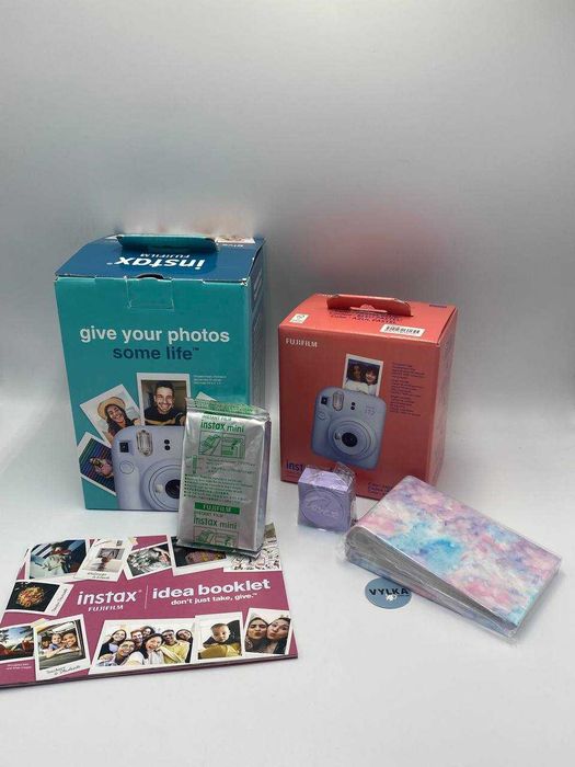 Подарунковий набір Fujifilm Instax Mini 12 : фотокамера + аксесуари