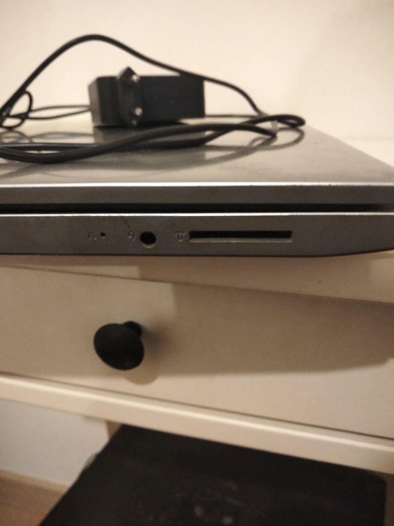 Portátil Lenovo IdeaPad