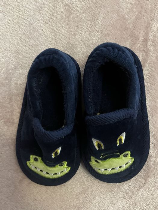 Тапки, тапочки теплі дитячі