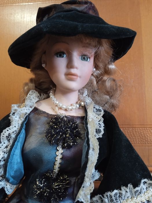 Кукла винтажная коллекционная