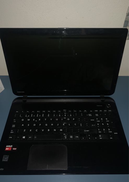 Computador portátil TOSHIBA Satellite L50
