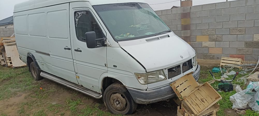 Спринтер на разборку