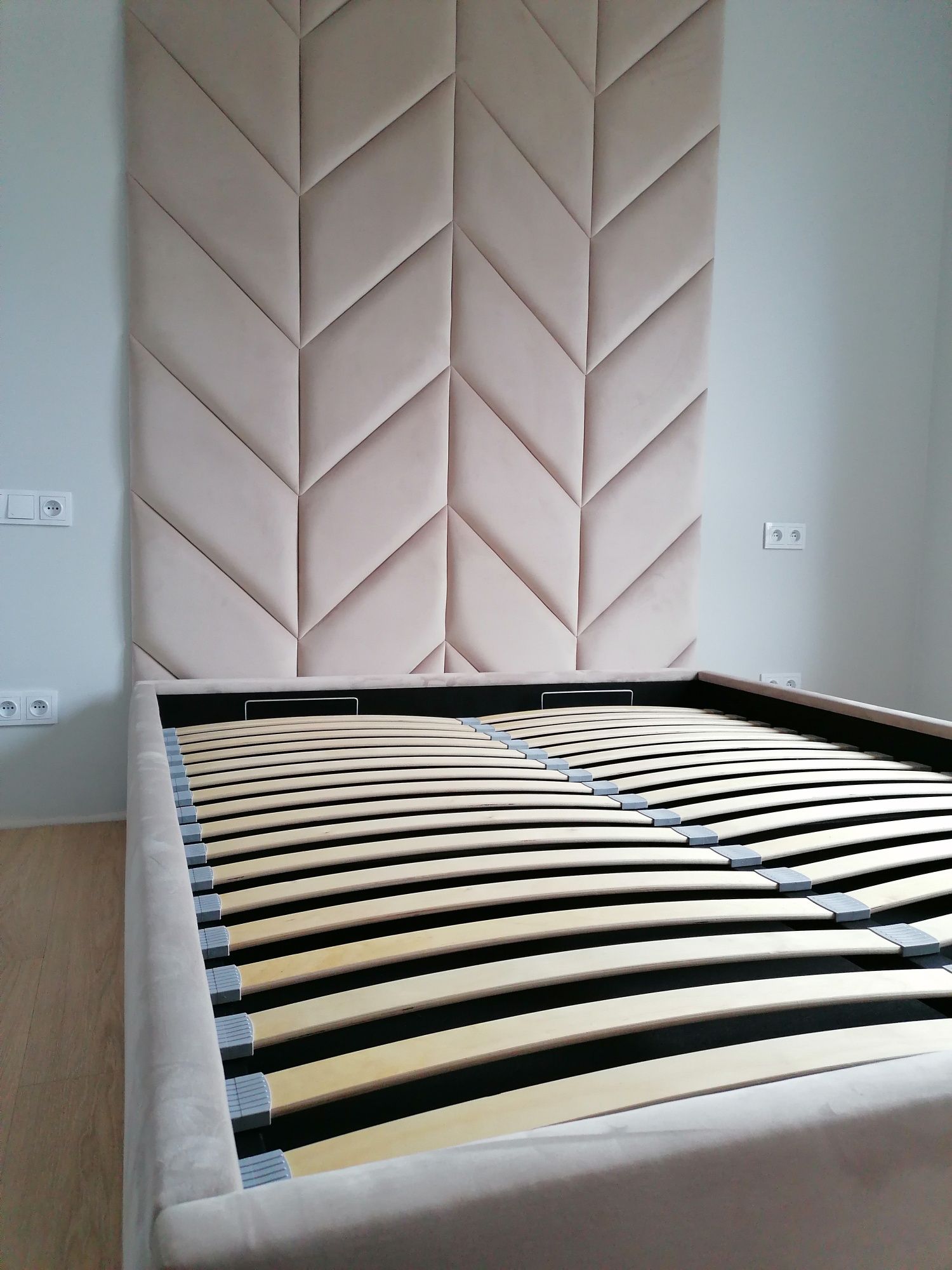 Panele tapicerowane jodełka podstawa łóżka box pod panele na wymiar