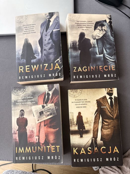 Remigiusz Mróz seria Chyłka Kasacja Immunitet Zaginięcie Rewizja