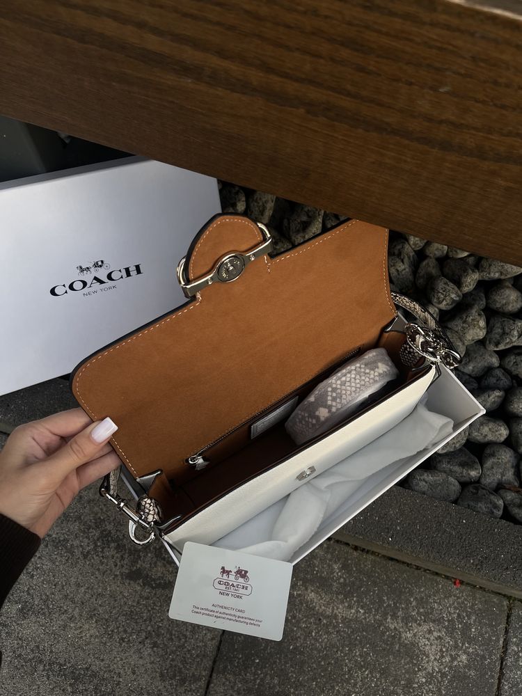 Сумка Coach біла