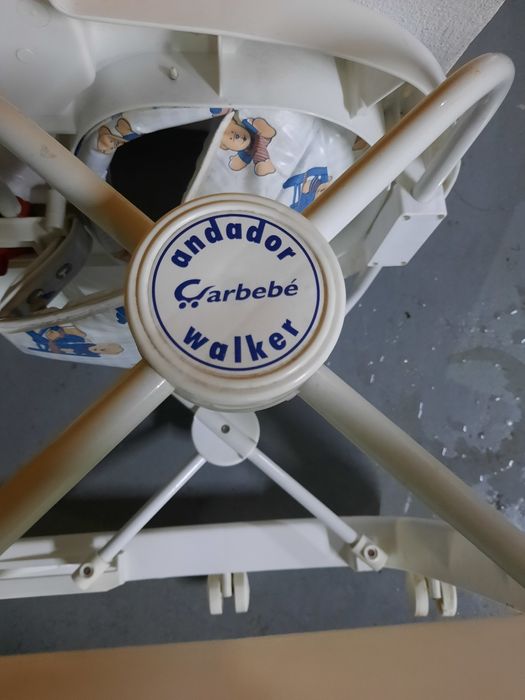 Andador usado em bom estado