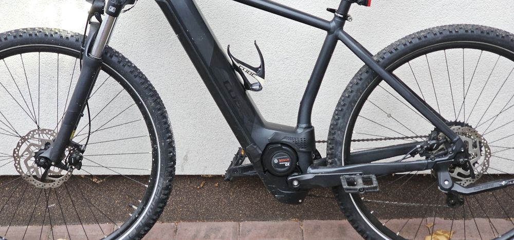 Rower elektryczny górski mtb bosch  performance cx