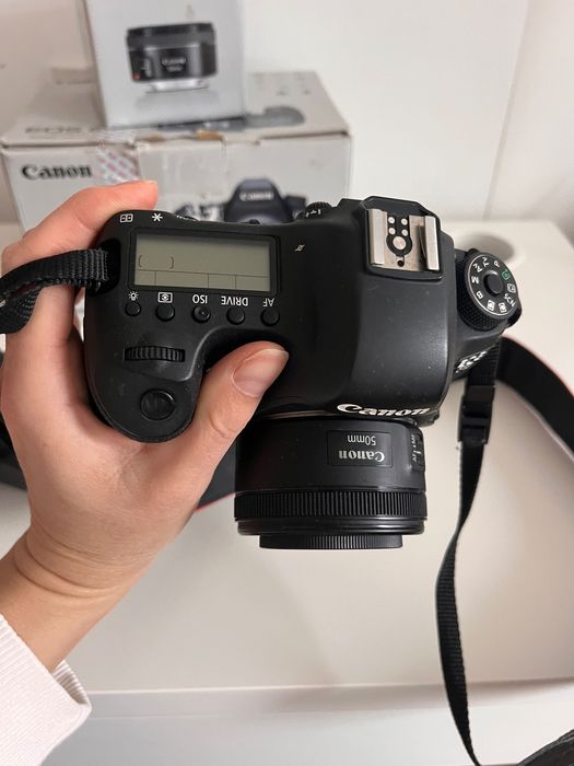 Фотокамера canon 6d +обʼєктив 50мм f/1,8