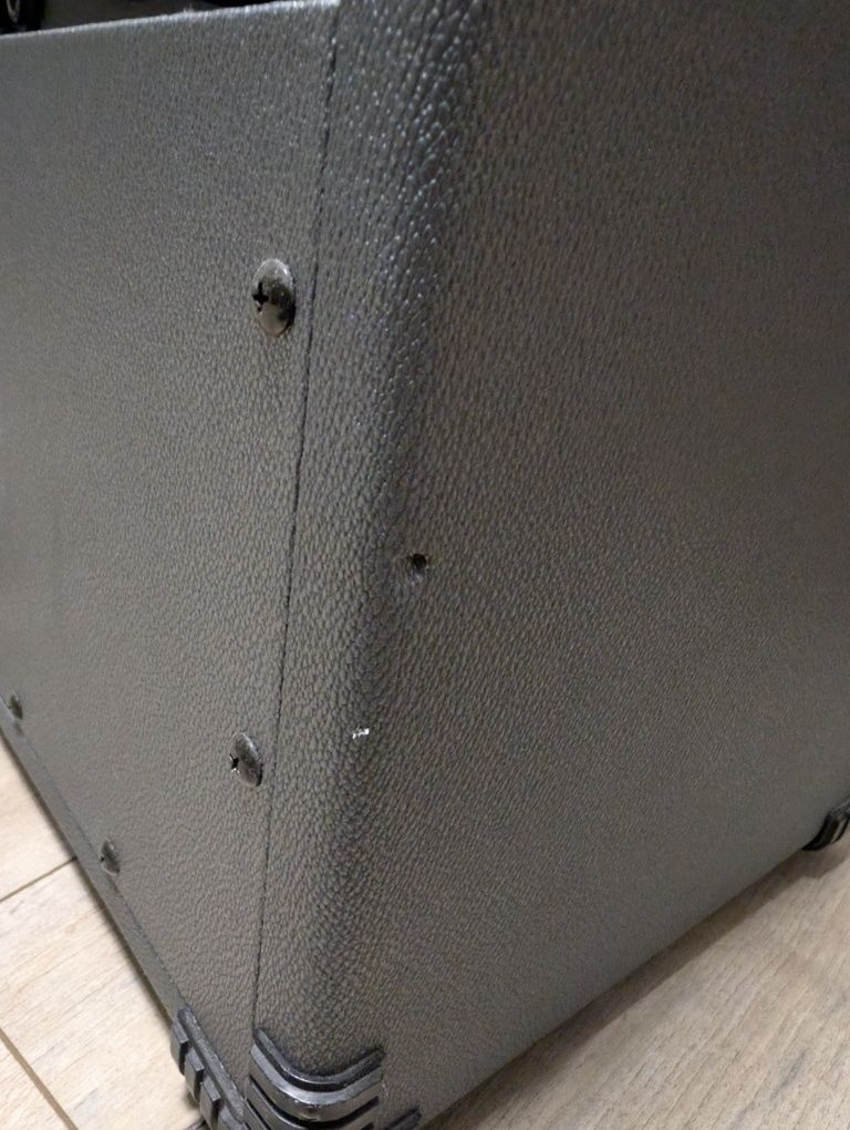 Roland Super Cube 60 MIJ wzmacniacz combo made in Japan japonia