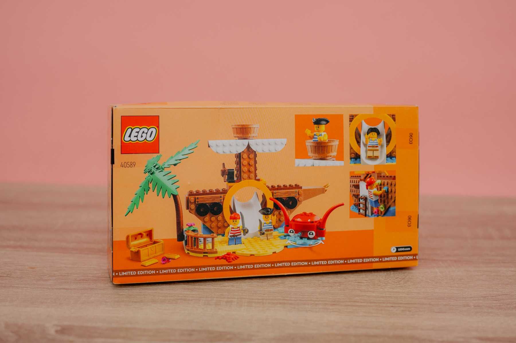 LEGO 40589  - Plac zabaw ze statkiem pirackim