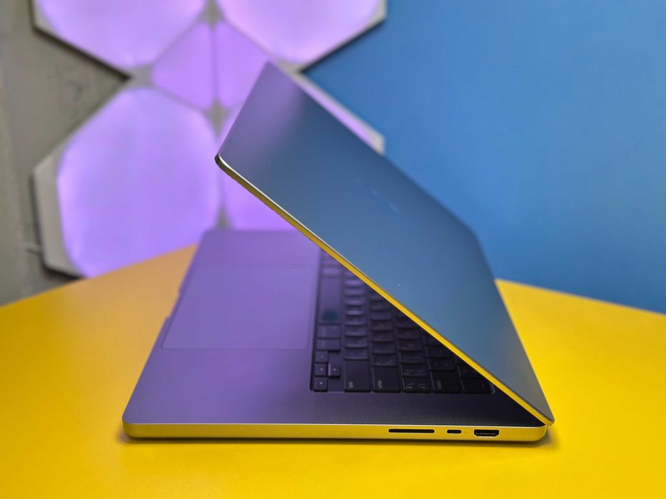 Ноутбук Apple MacBook Pro 16'' M1 Pro 16/512GB(141778) Б/У З ГАРАНТІЄЮ